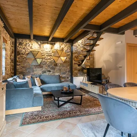 Villa Mylos